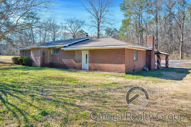 Primary Photo - 5705 Willow Dr