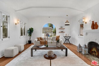 Building Photo - 10615 Esther Ave Building Photo - 10615 Esther Ave