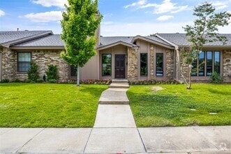 Building Photo - 10720 Pagewood Dr