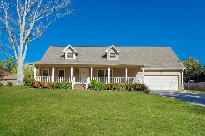 Primary Photo - 387 Ita Ann Ln