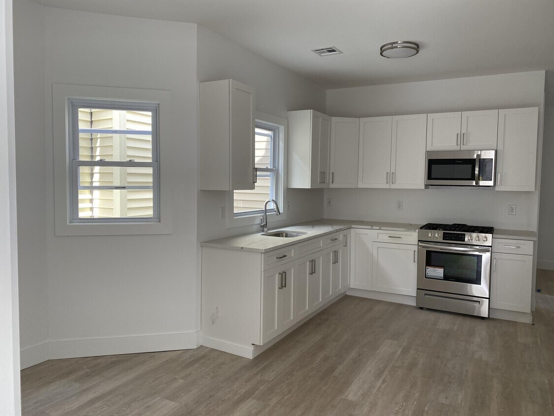 180 Howe Ave, Passaic, NJ 07055 Townhome Rentals in Passaic NJ