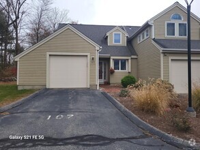 Building Photo - 107 Courtyard Ln