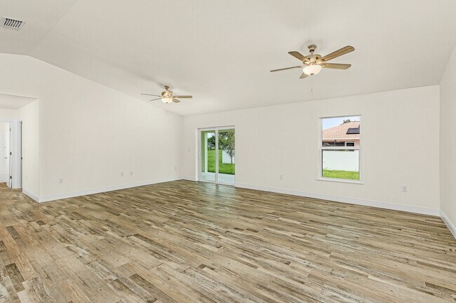 Foto del edificio - 4 Bedroom New Construction Home in Cape Coral