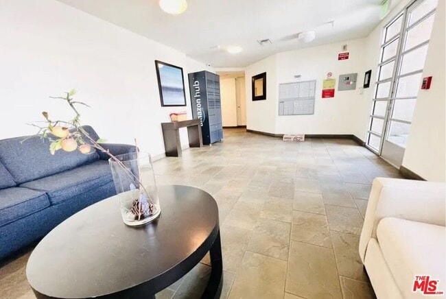 Foto del edificio - 2864 Sunset Pl