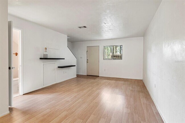 Foto del edificio - 4517 NW 41st Ln