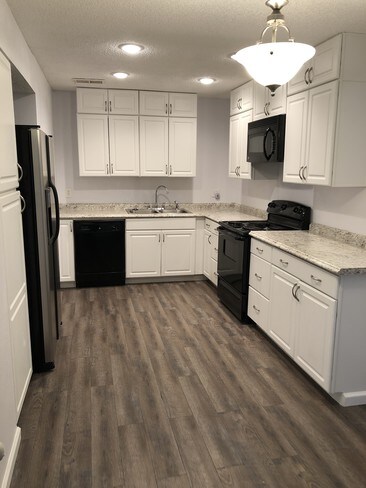 5703 Harvest Hill Rd Unit 1025 Dallas Tx 75240 Condo For Rent