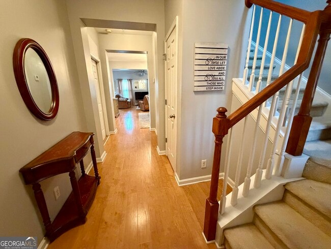 Building Photo - 121 Stonebridge Crossing