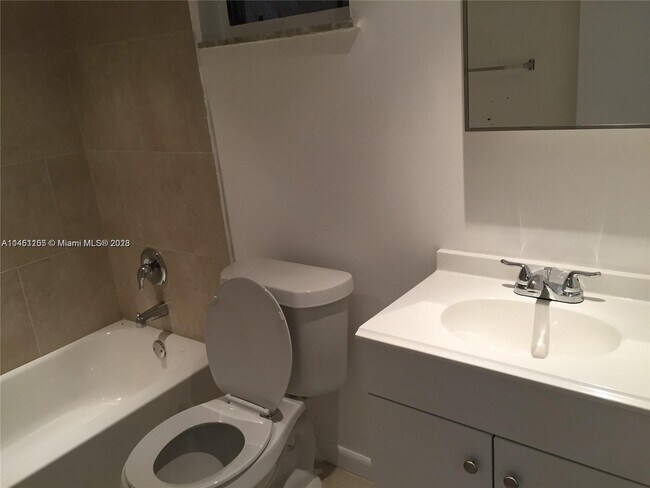 Foto del edificio - 13725 NE 6th Ave