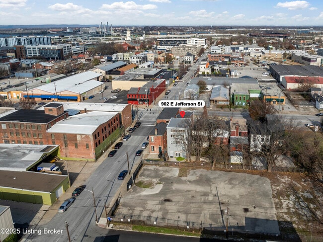 Foto del edificio - 902 E Jefferson St