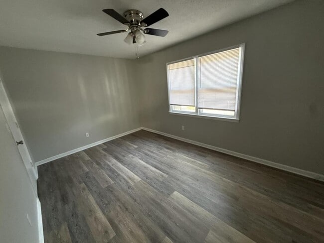 Foto del edificio - 104 Peace St