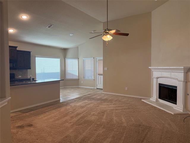 Building Photo - 2225 Windhaven Dr
