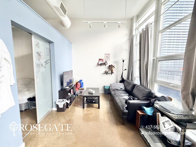 Building Photo - 1-Bedroom Condo with Balcony, Parking & Locker – Kitchener