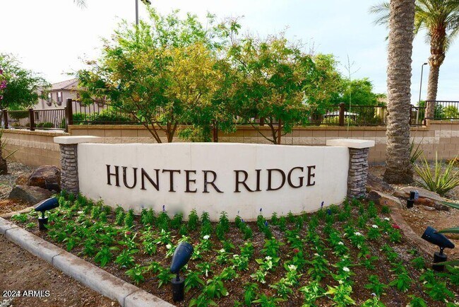 Building Photo - 2845 E Dunbar Dr