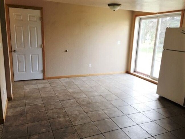 Foto del edificio - 920 18th Ave SW