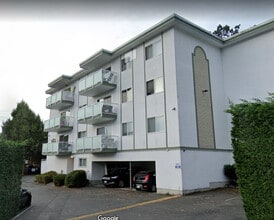 Building Photo - Diamond Head Apartments