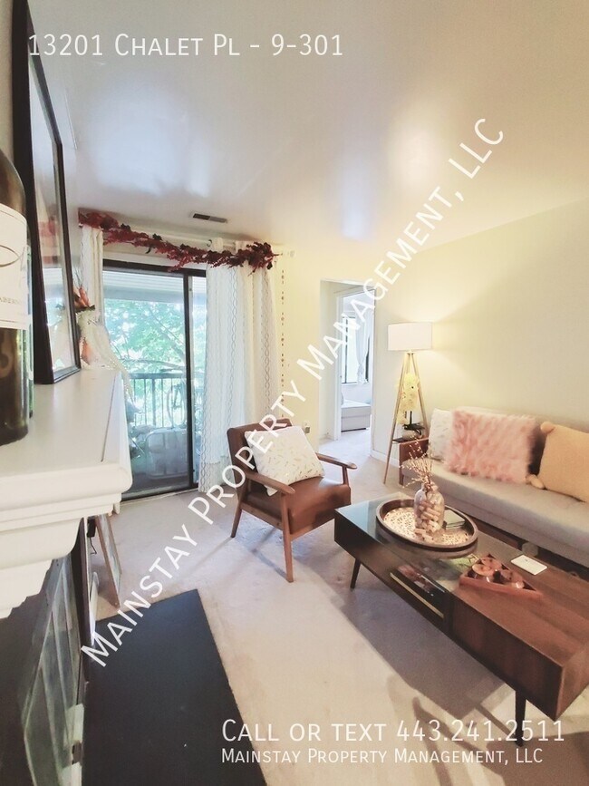 Foto del edificio - 13201 Chalet Pl