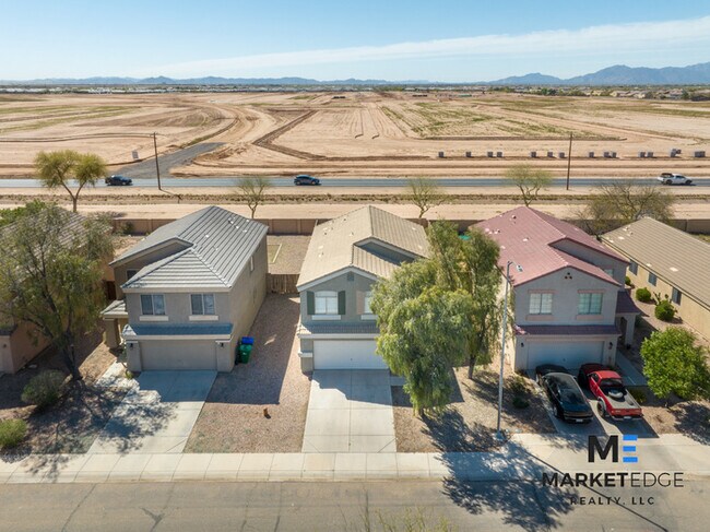 Building Photo - 4Bed/2.5Bath at Honeycutt/Hartman! $1499 M...