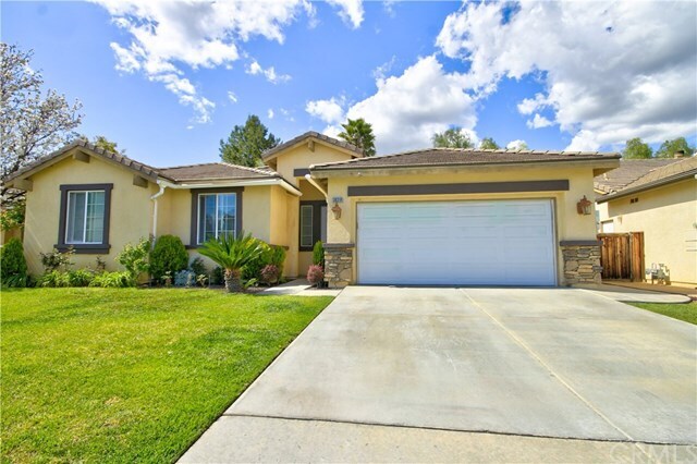 Primary Photo - 39318 Bonaire Way