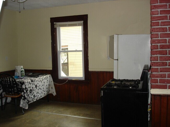 Foto del edificio - 318-320 Elm St