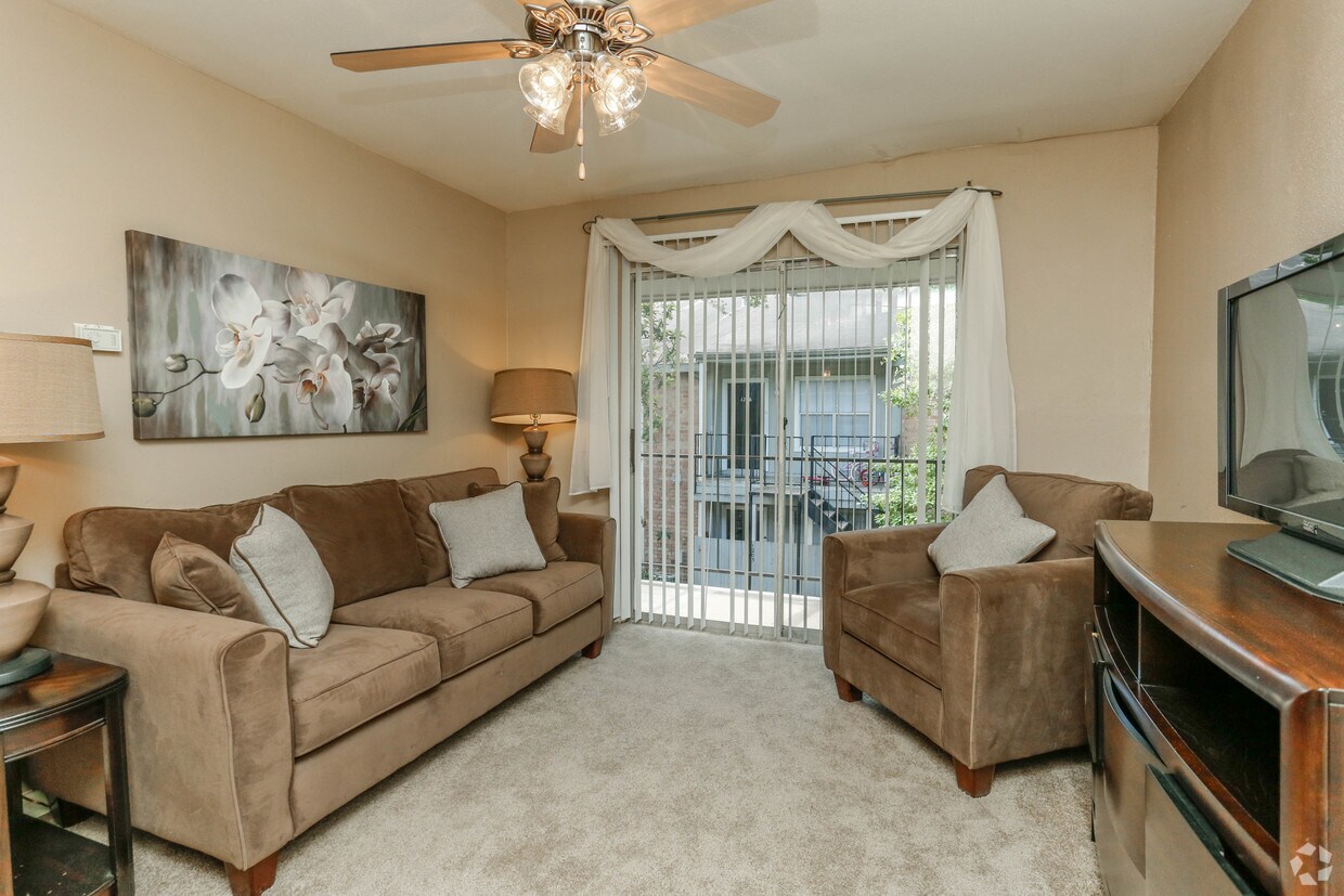 Arbors at Town Square Apartments Pasadena, TX