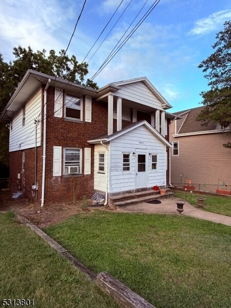 Building Photo - 18 John Ryle Ave