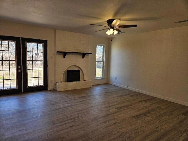 Foto del edificio - 1511 W Mesa Park Dr