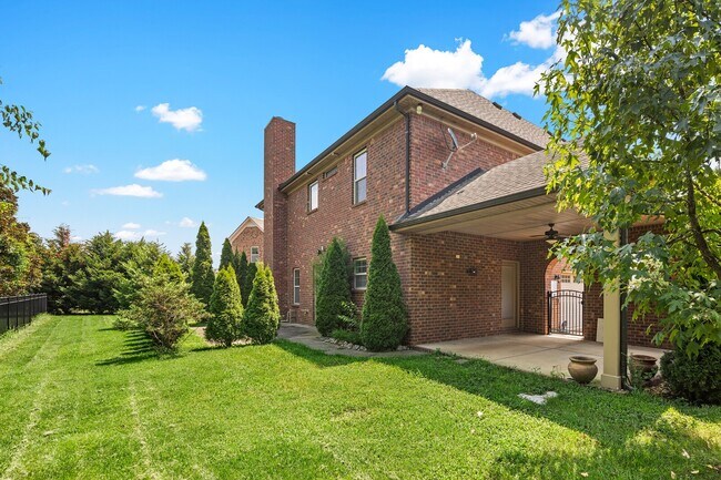 Building Photo - 2709 Avington Ct