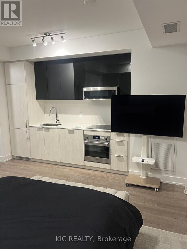 Photo du bâtiment - 308 Jarvis St