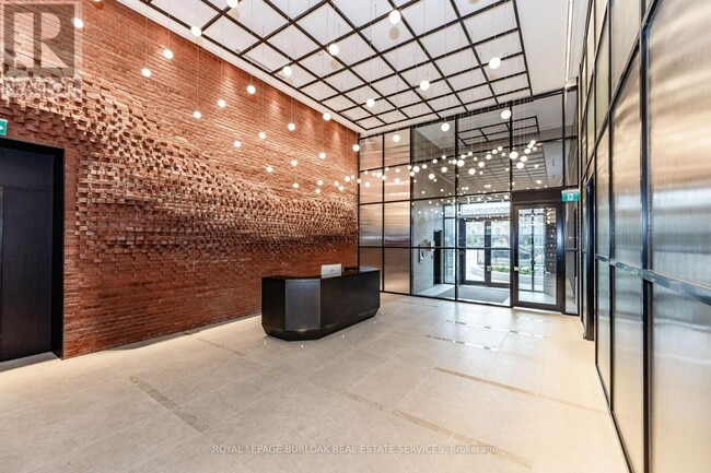 Building Photo - 3200 William Coltson Ave