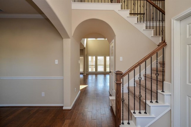 Building Photo - 29303 Crested Butte Dr