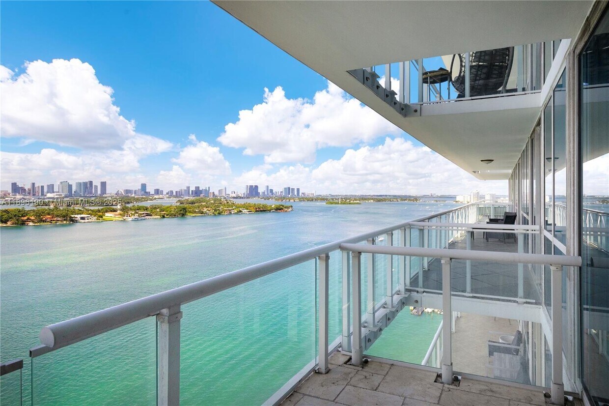 Foto principal - 520 West Ave