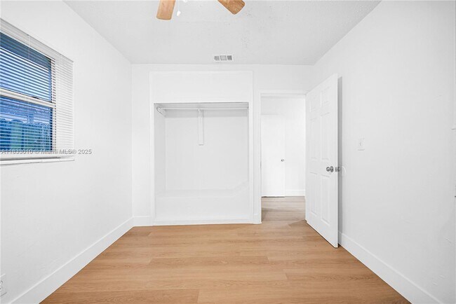 Foto del edificio - 1326 NW 8th Ave
