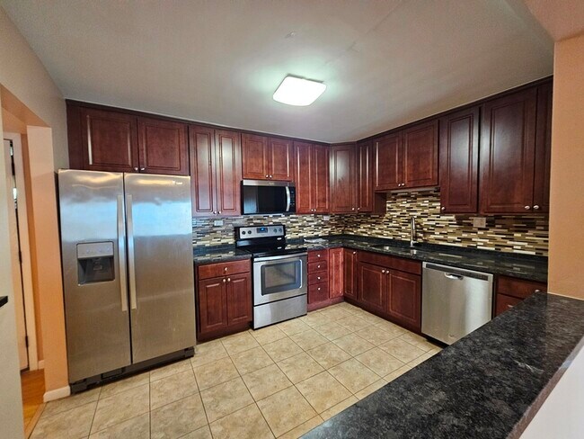 Foto del edificio - 475 Plum Creek Dr