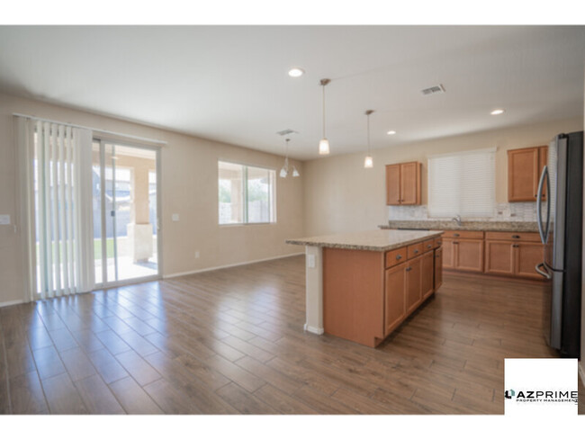 Foto del edificio - $500 OFF FIRST MONTH'S RENT MOVE IN SPECIA...