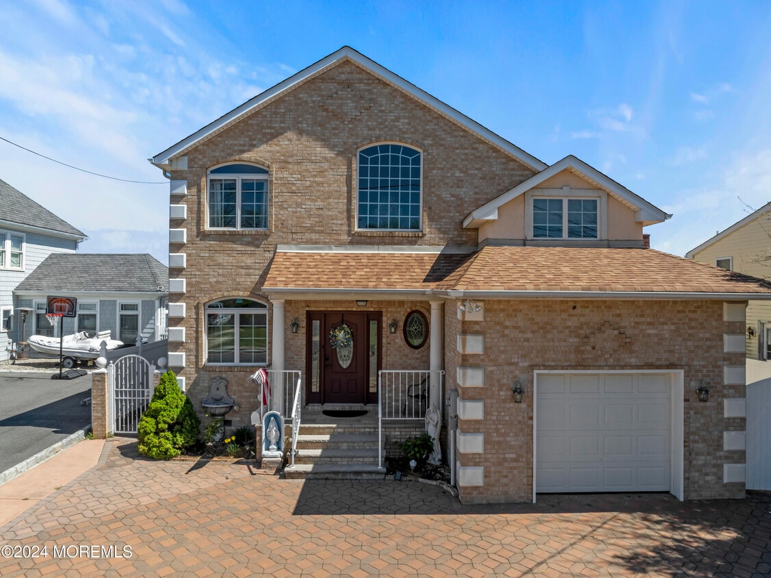 329 Front St, Union Beach, NJ 07735 House Rental in Union Beach, NJ