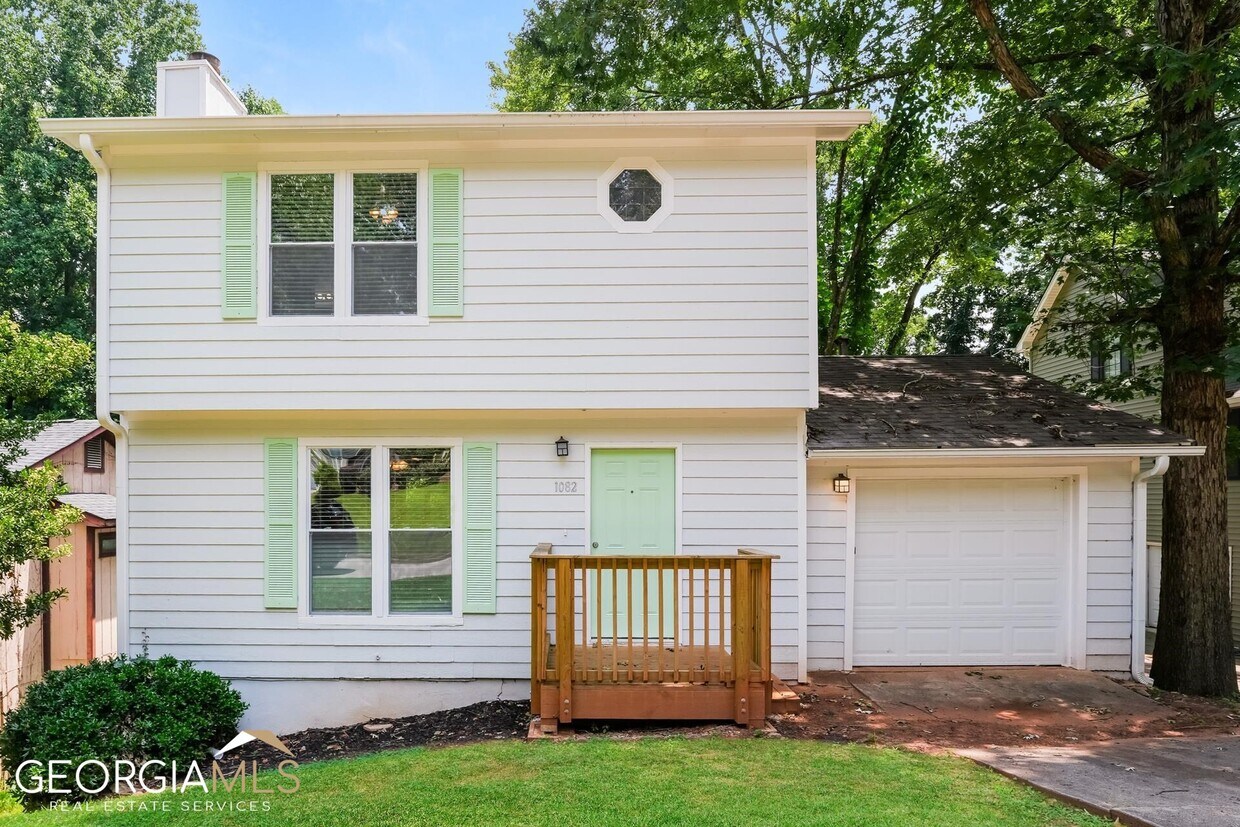 1082 To Lani Farm Rd, Stone Mountain, GA 30083 House for Rent in