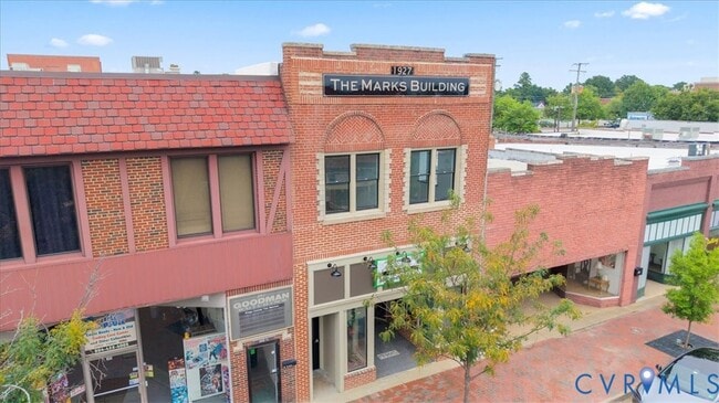 Building Photo - 207 E Broadway