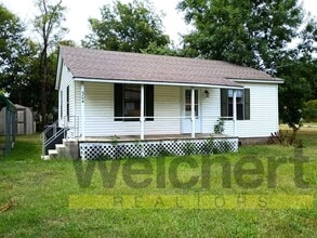 Building Photo - 304 N 12th Ave