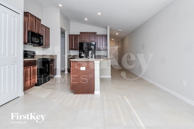 Foto del edificio - 5045 Brickwood Rise Dr