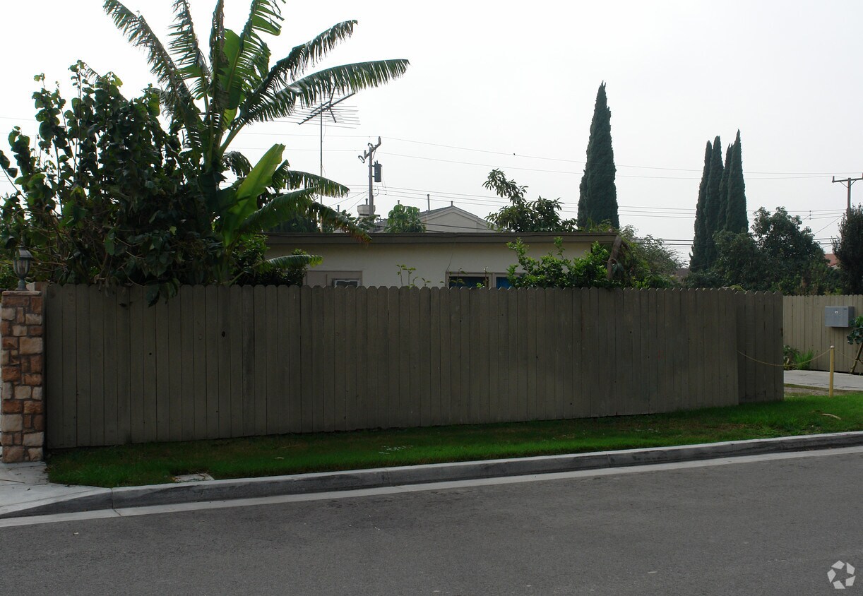 Foto del edificio - 7812-7818 13th St