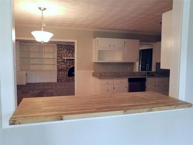 Foto del edificio - 5193 Alder Ln SW