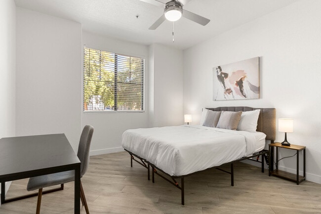 Foto del edificio - 9450 W Cabela Dr