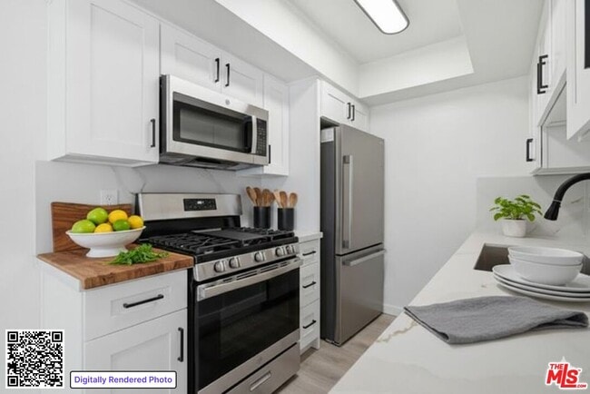 Building Photo - 3321 Keystone Av