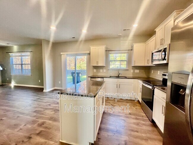 Foto del edificio - 427 N Great White Way