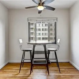 Foto del edificio - 1200 S Arlington Ridge Rd