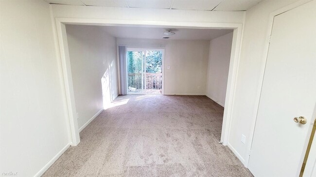 Building Photo - 2 br, 1.5 bath Townhome - 3949 Keswick Pl