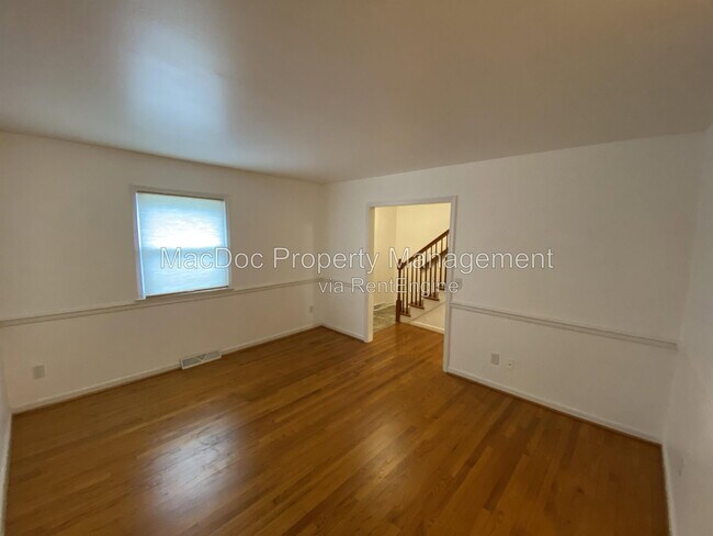 Building Photo - 431 Ridgemore St