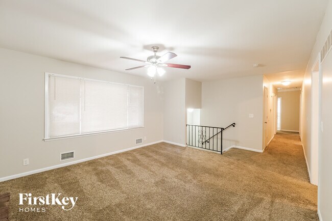 Foto del edificio - 10809 E 66th Terrace