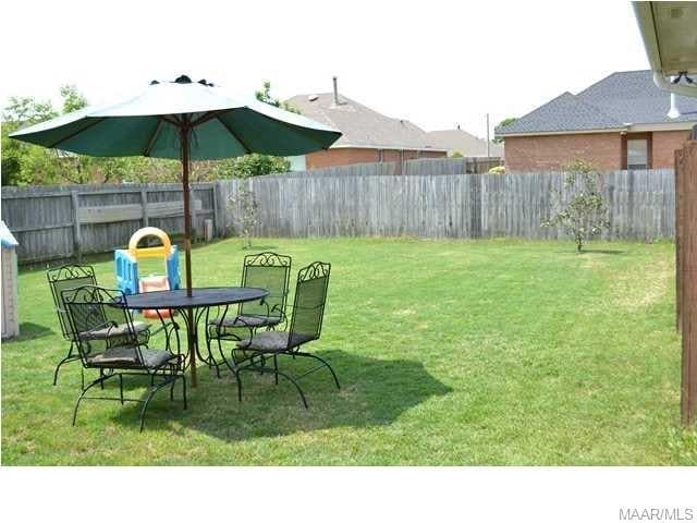 Building Photo - 433 Red Oak Ct