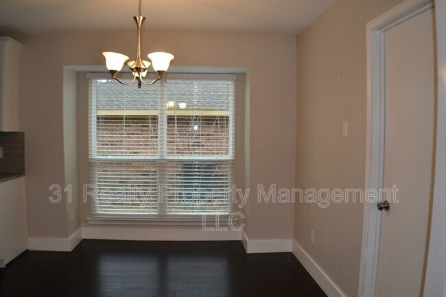 Foto del edificio - 2311 Eastgate Dr